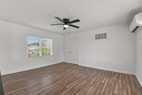 3912 Bering Street Houston TX 77003