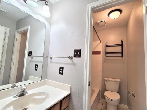 4901 Archway Drive La Porte TX 77571