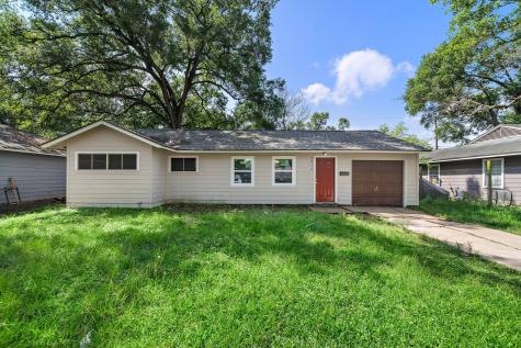 5814 Westover Street Houston TX 77033
