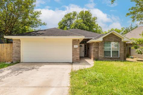 226 E 1st Street Deer Park TX 77536