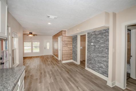 1217 N Meyer Avenue Seabrook TX 77586