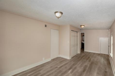 1217 N Meyer Avenue Seabrook TX 77586