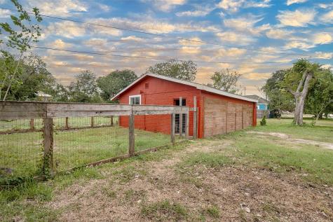 1217 N Meyer Avenue Seabrook TX 77586