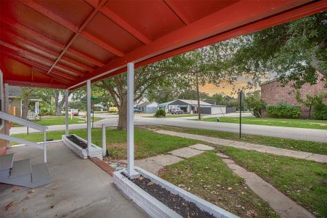 1217 N Meyer Avenue Seabrook TX 77586