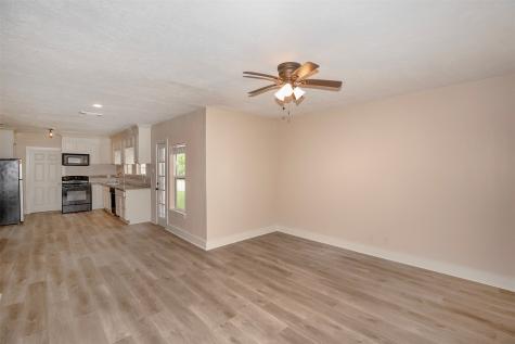 1217 N Meyer Avenue Seabrook TX 77586