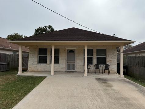 311 Kansas Street Bacliff TX 77518