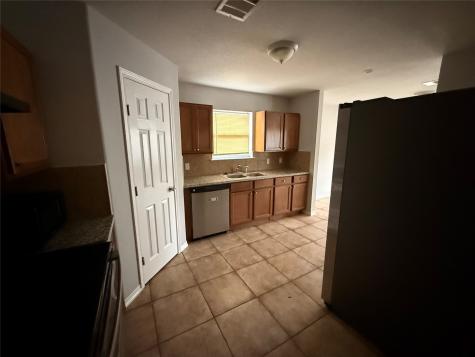 311 Kansas Street Bacliff TX 77518