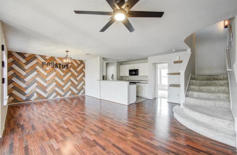 2631 Woodridge Manor Drive Houston TX 77087