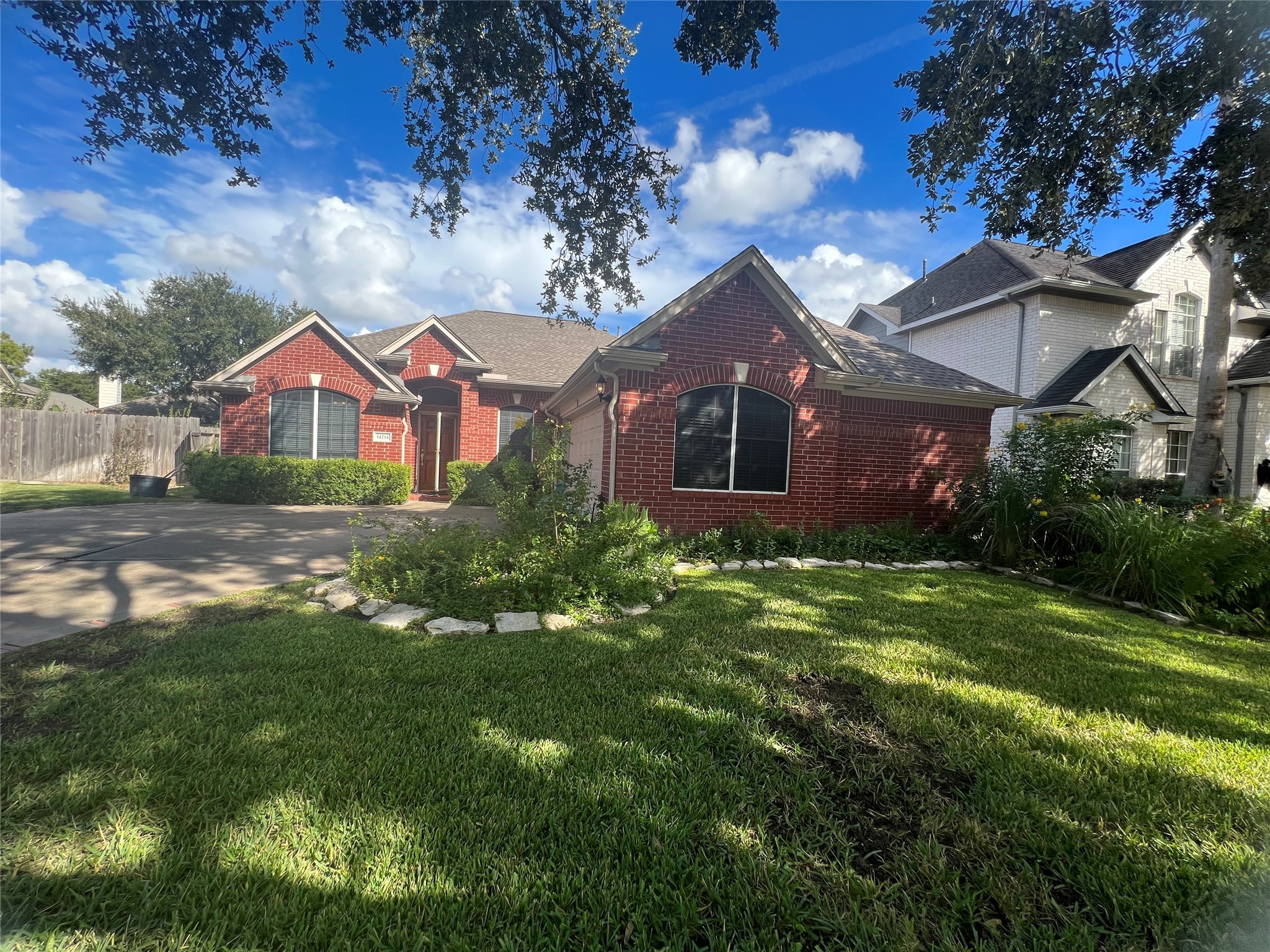 14214 Deep Cove Lane Sugar Land TX 77498