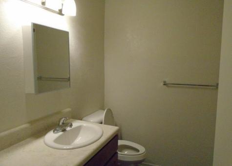 909 W 7th Street Justin TX 76247