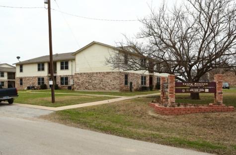 909 W 7th Street Justin TX 76247