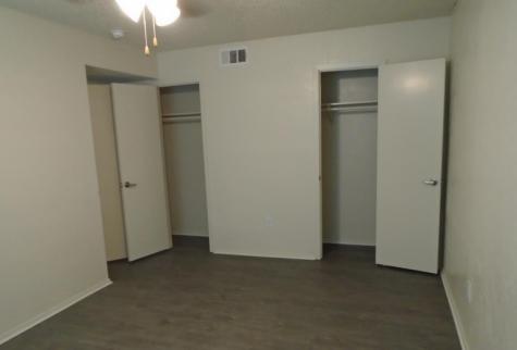 909 W 7th Street Justin TX 76247
