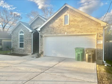 794 Fair Street Houston TX 77088