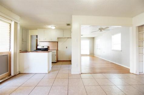 4048 Newshire Drive Houston TX 77025