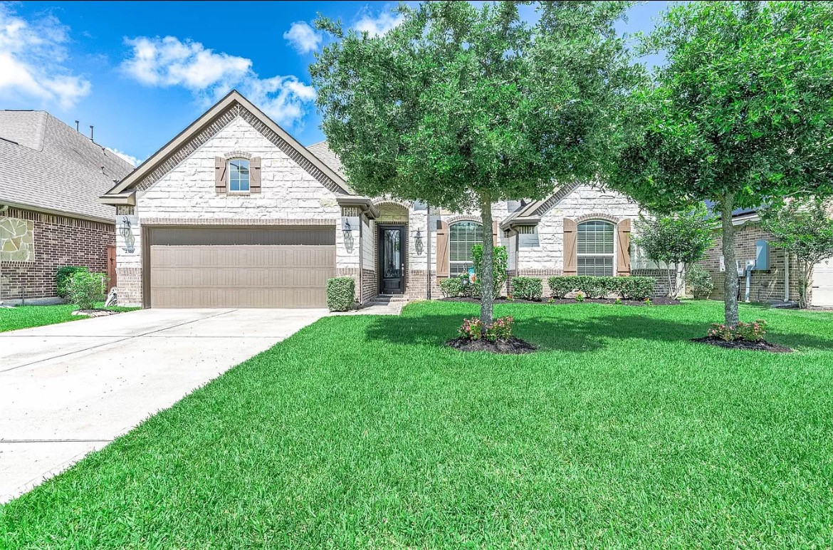2316 Sterling Hollow Lane League City TX 77573