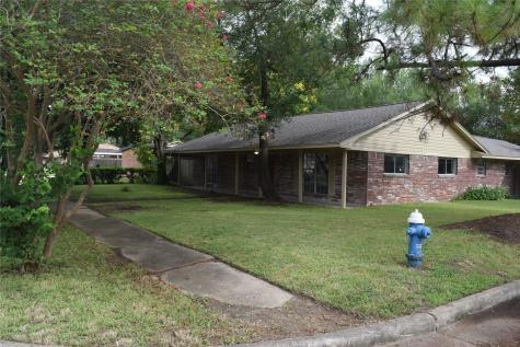 9902 Tolman Street Houston TX 77034