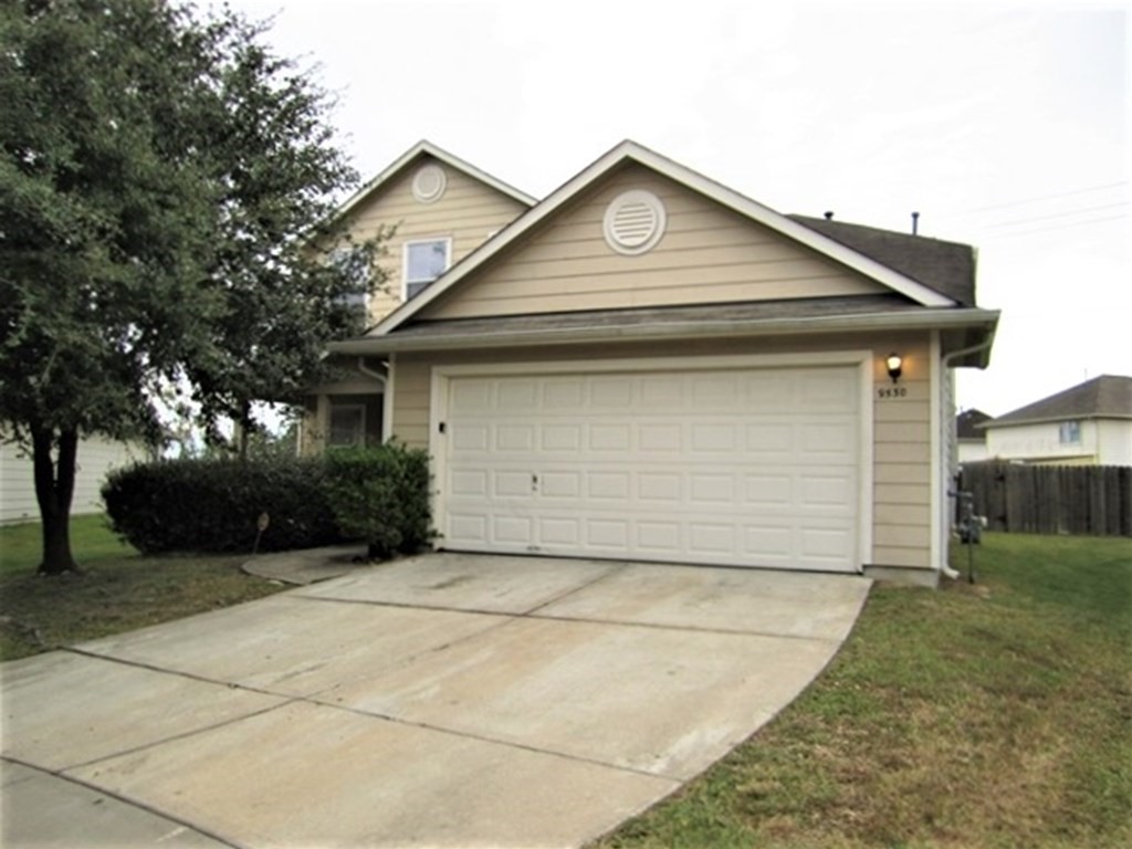 9530 Belleclaire Lane Houston TX 77044