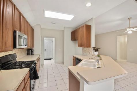 11014 Hunting Path Court Houston TX 77065