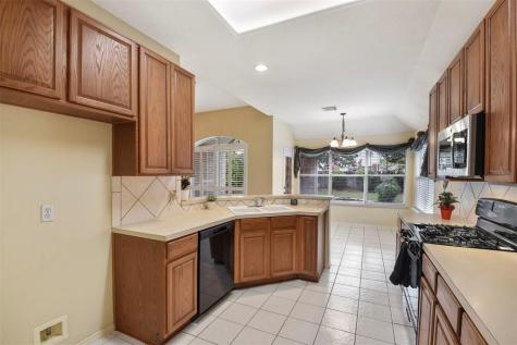11014 Hunting Path Court Houston TX 77065