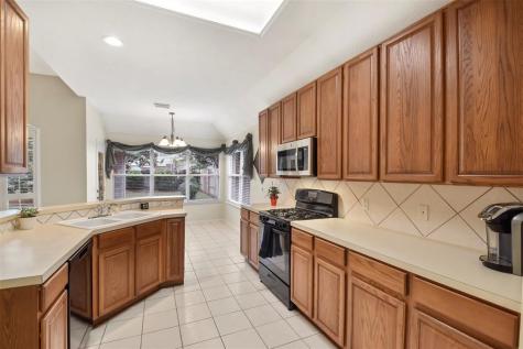 11014 Hunting Path Court Houston TX 77065