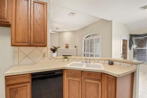 11014 Hunting Path Court Houston TX 77065