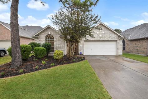 11014 Hunting Path Court Houston TX 77065