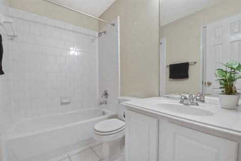 11014 Hunting Path Court Houston TX 77065