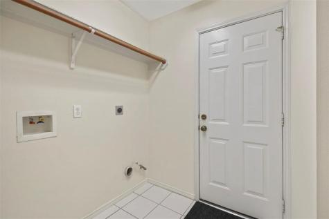 11014 Hunting Path Court Houston TX 77065