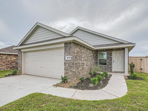 4151 Saw Mill Peak Lane Baytown TX 77521