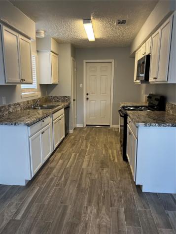 13323 S Thorntree Drive Houston TX 77015