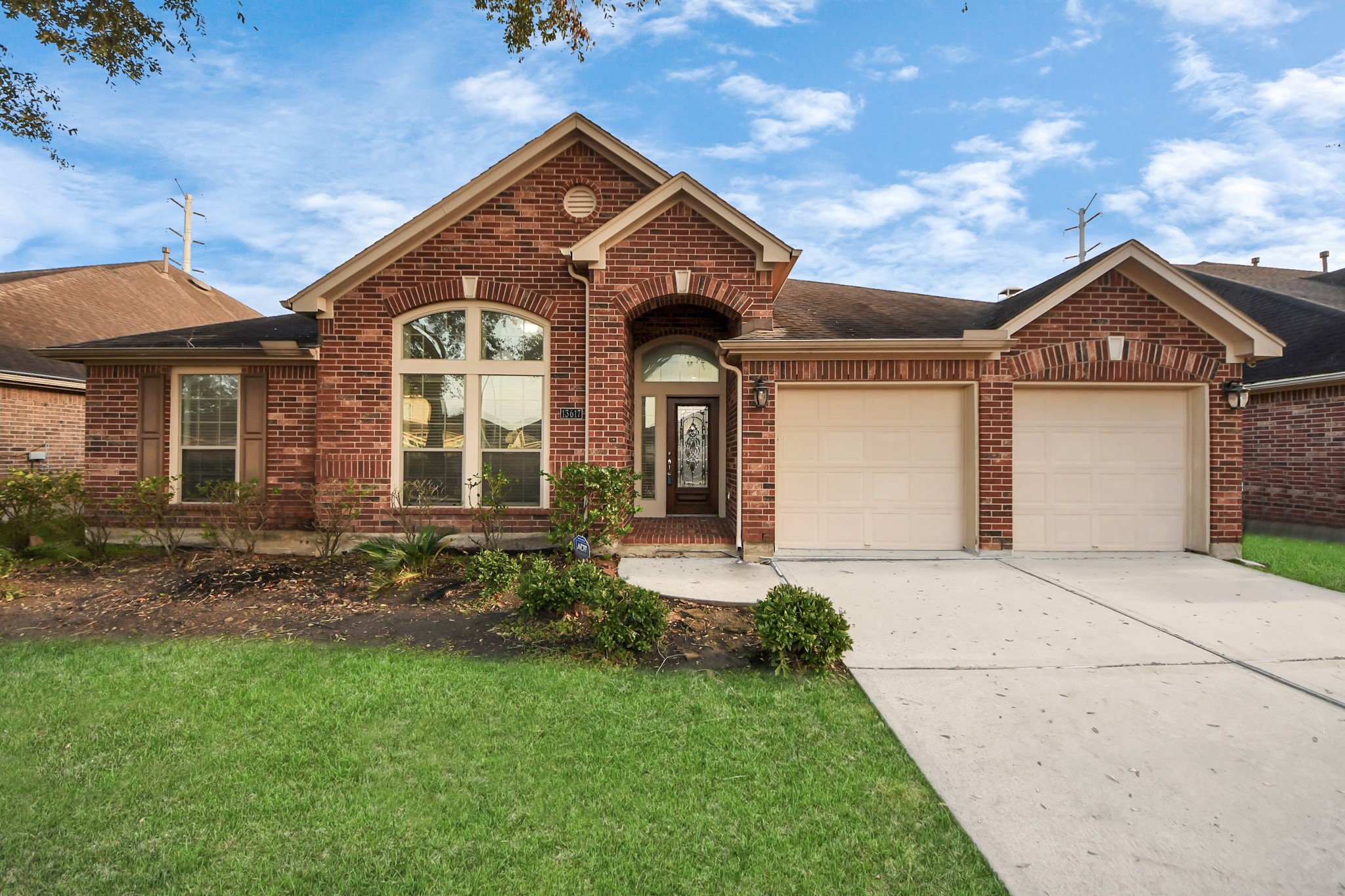 13617 Rainwater Drive Pearland TX 77584