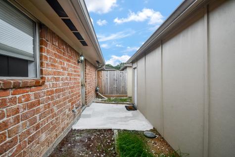 20 Barcelona Court Missouri City TX 77459