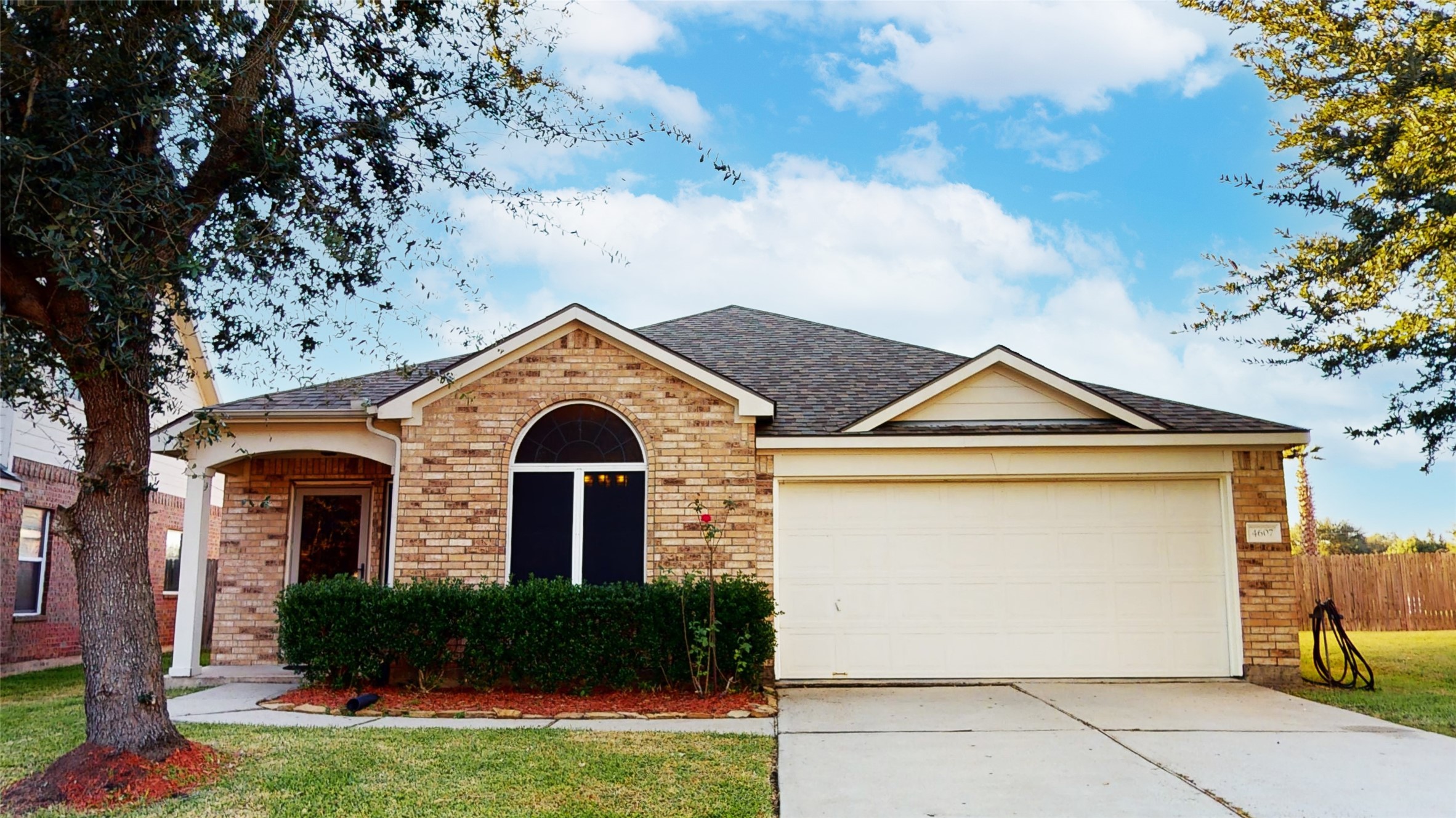 4607 Castleview Circle Baytown TX 77521