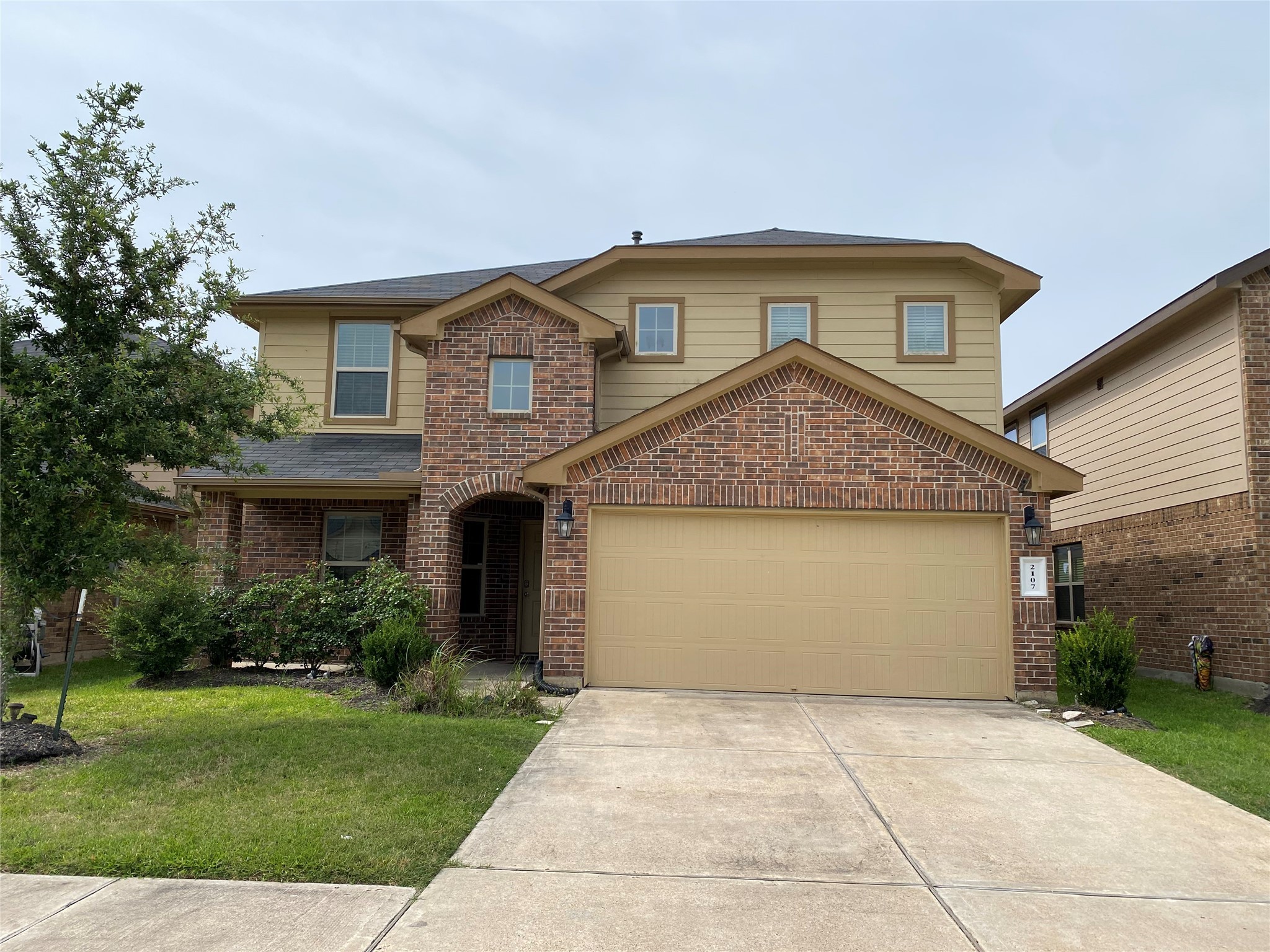 2107 Bravos Manor Lane Fresno TX 77545