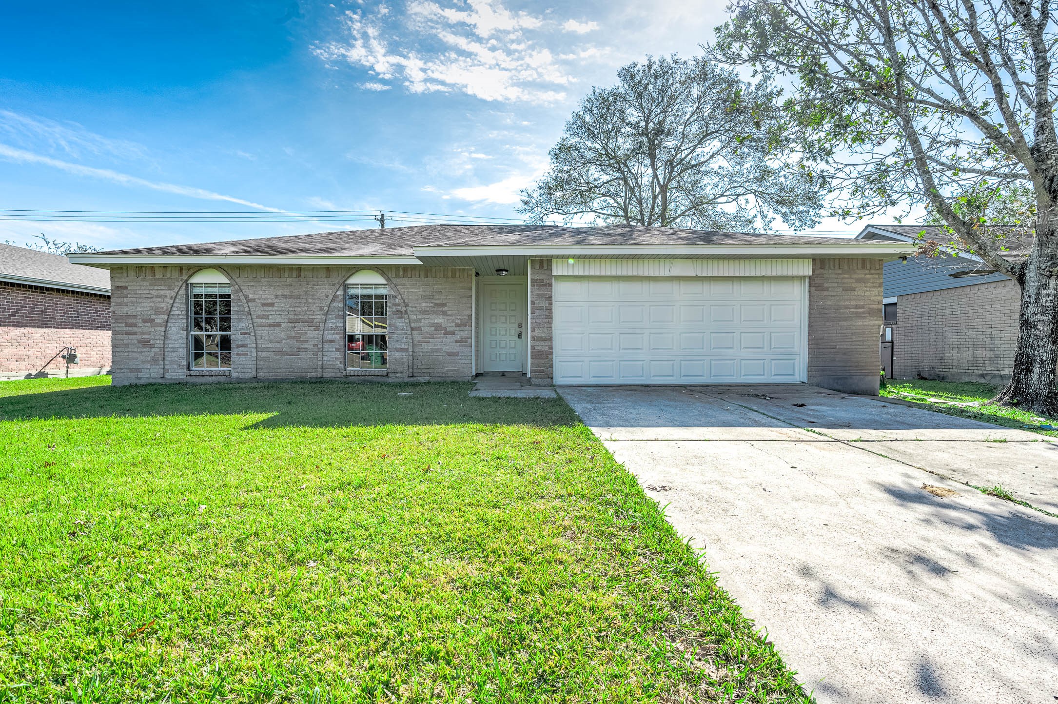 44 Ranch House Loop Angleton TX 77515