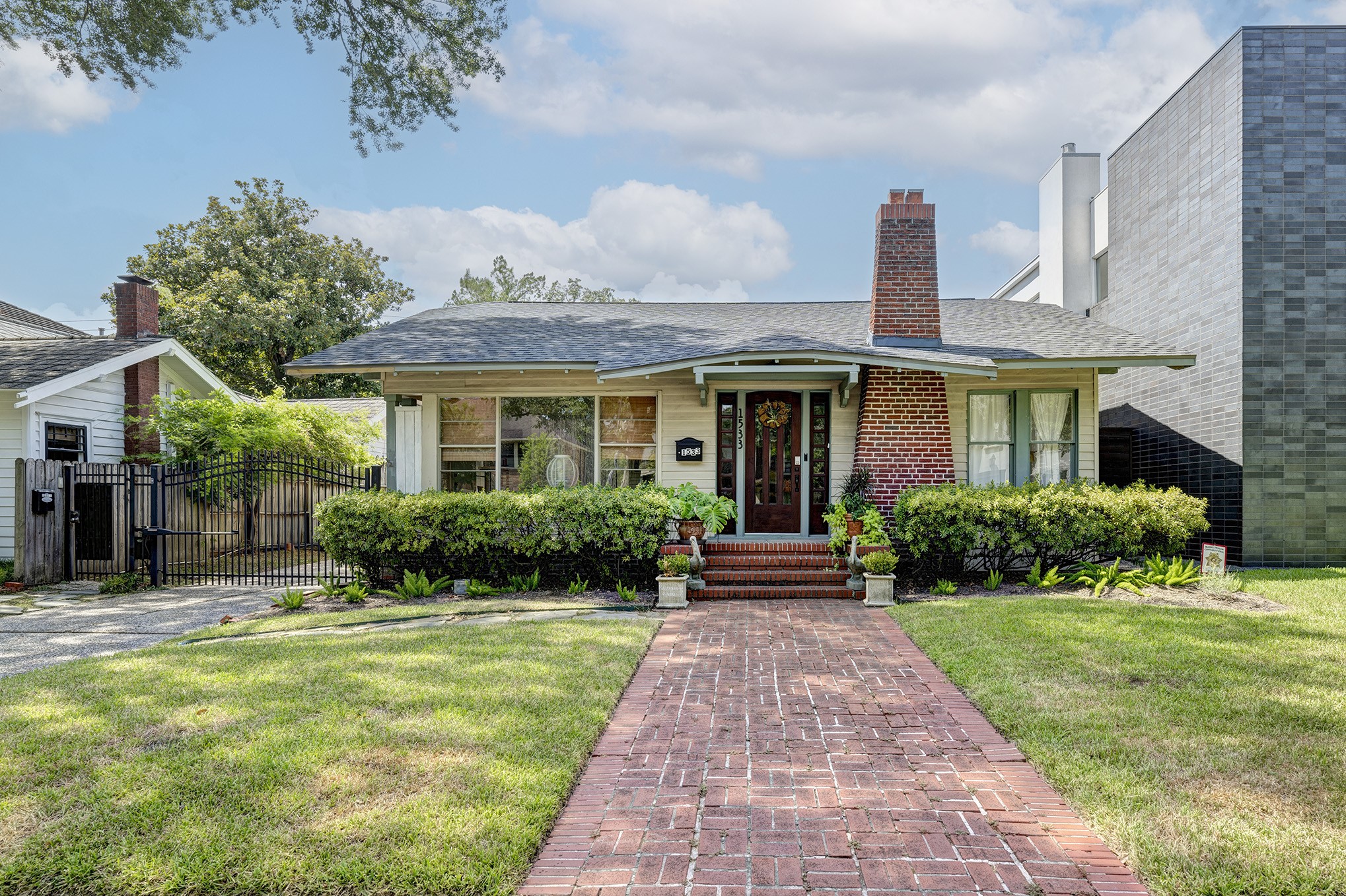 1533 Harold Street Houston TX 77006