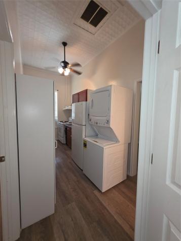 601B West Washington Avenue Avenue B Navasota TX 77868