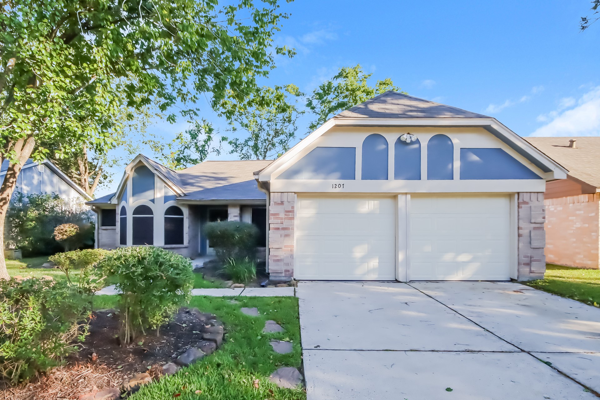 1207 Lynn Lane Humble TX 77338