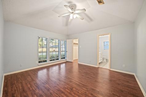 11811 Marburg Drive Houston TX 77066