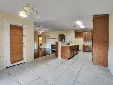 3823 Beacons View Friendswood TX 77546