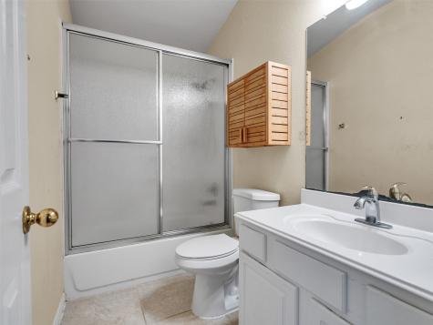 3823 Beacons View Friendswood TX 77546