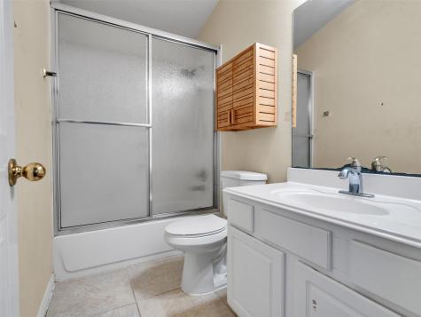 3823 Beacons View Friendswood TX 77546