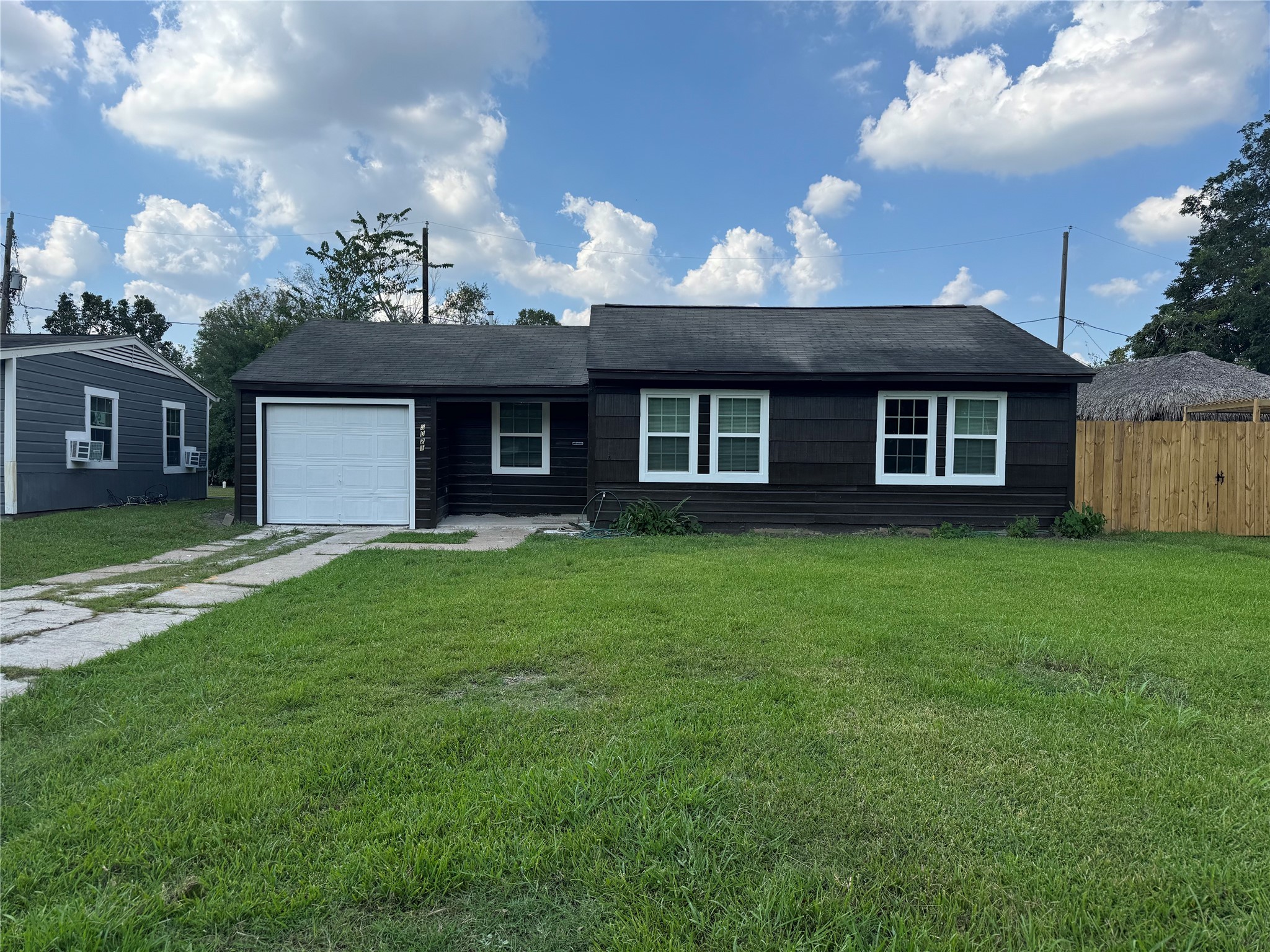 5021 Dieppe Street Houston TX 77033