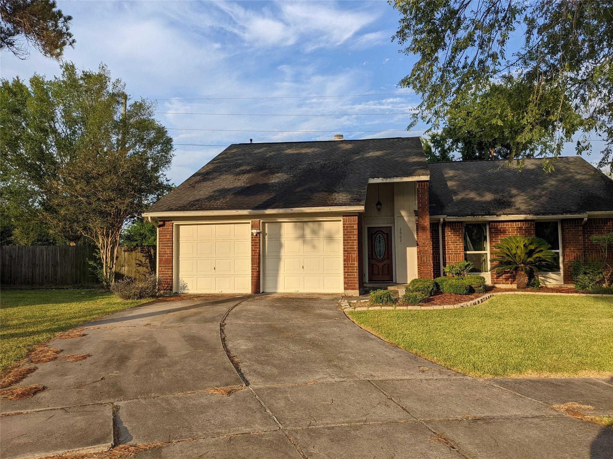2903 Bentley Court Pearland TX 77584