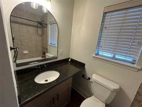 5612 Grover Avenue 101 Austin TX 78756