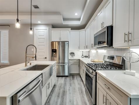 1118 Bunton Street Houston TX 77009