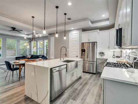 1118 Bunton Street Houston TX 77009