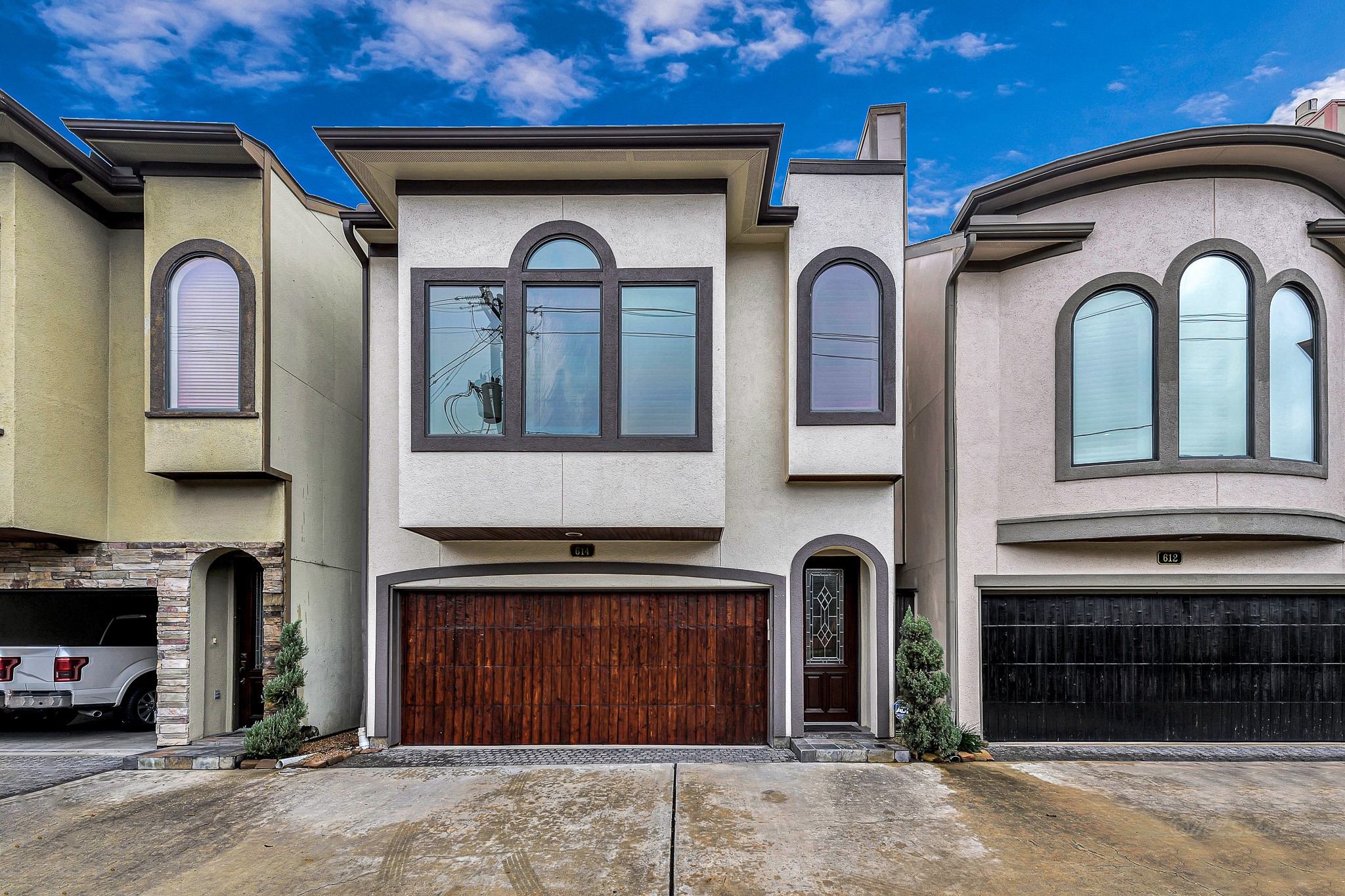 614 Westcott Street Houston TX 77007