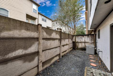 614 Westcott Street Houston TX 77007