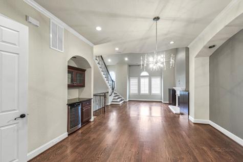 614 Westcott Street Houston TX 77007